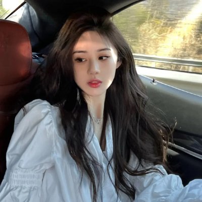 白面包车里的人
